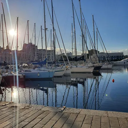 Location10 Alojamento de Acomodação e Pequeno-almoço 4*