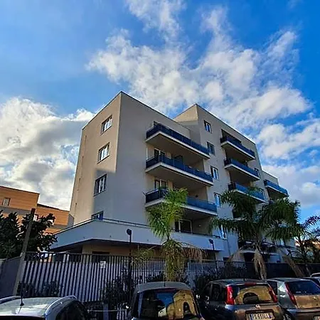 Location10 Alojamento de Acomodação e Pequeno-almoço Palermo