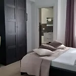 Location10 לינה וארוחת בוקר