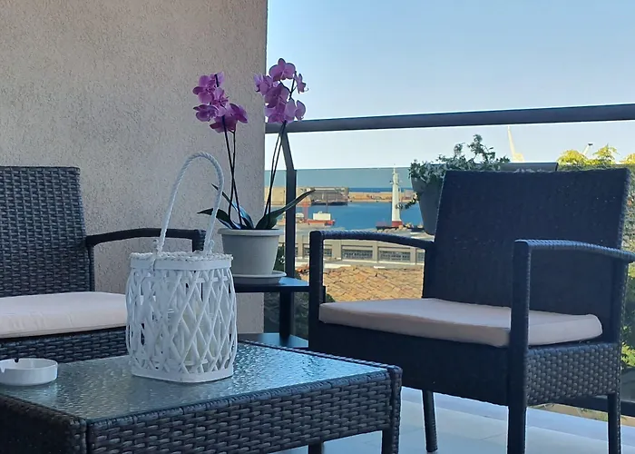 Location10 4* Palermo