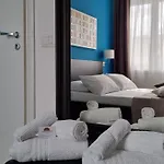 Location10 Bed & Breakfast